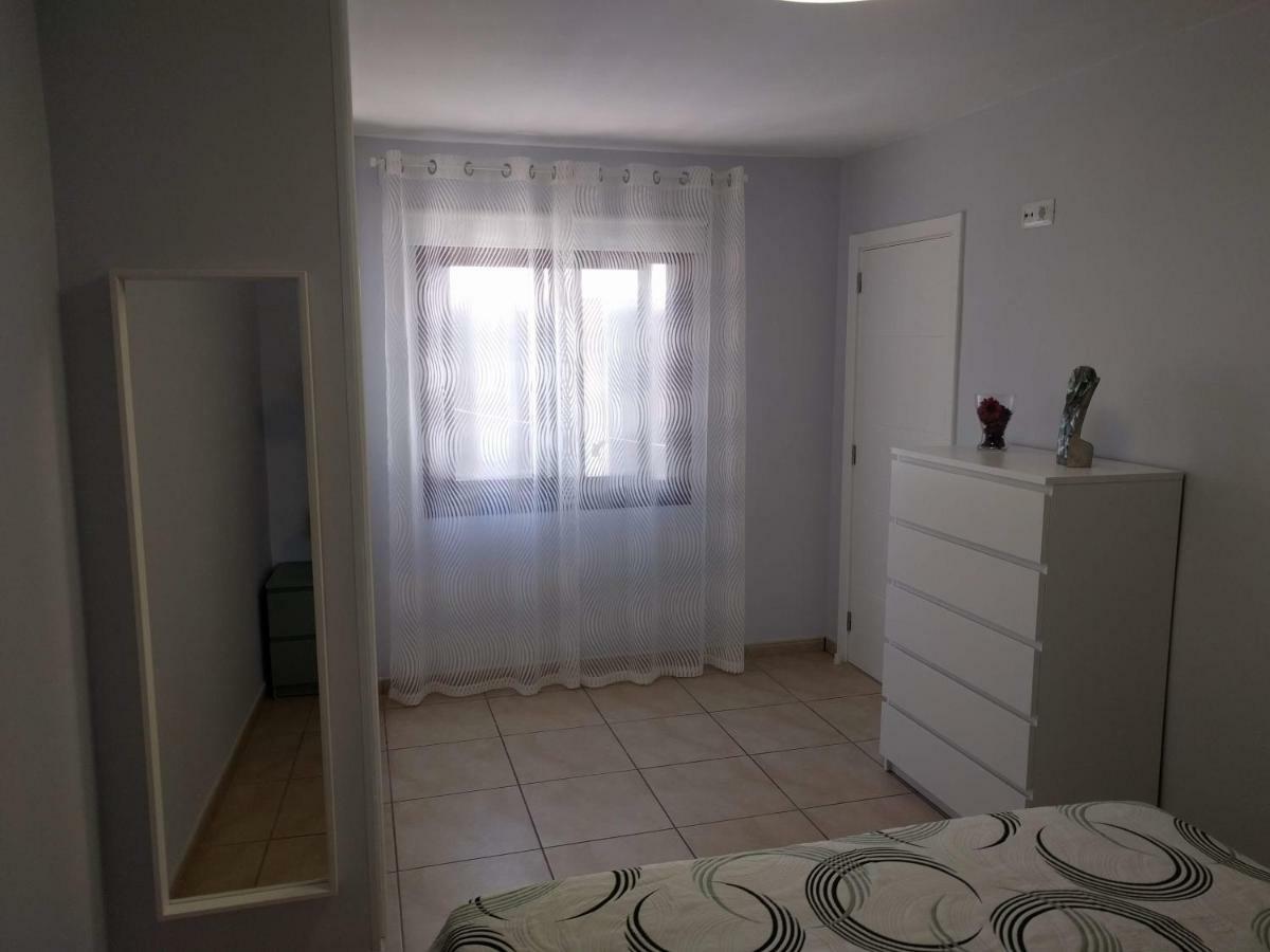 Casa Laura Vivienda Vacacional Лос Кристианос Экстерьер фото