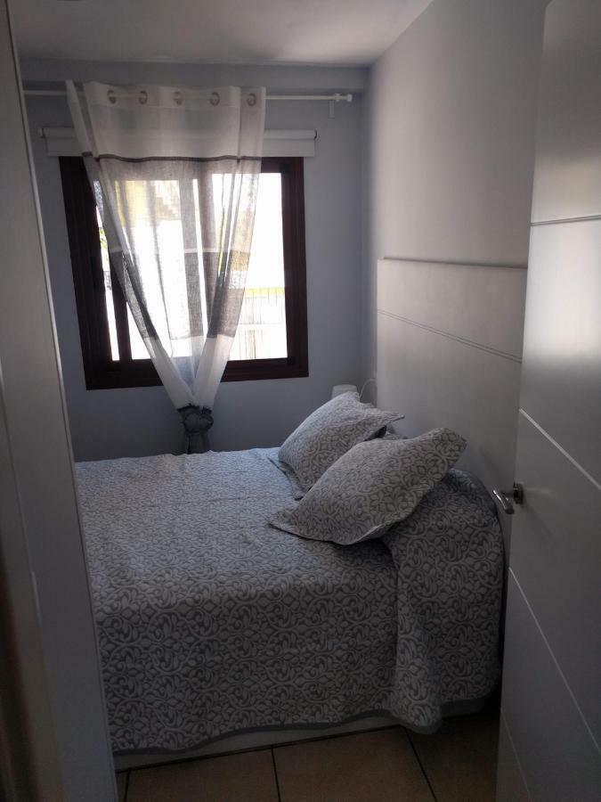Casa Laura Vivienda Vacacional Лос Кристианос Экстерьер фото